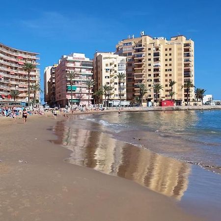 Torrevieja 2 Bedroom Holiday Apartment Dış mekan fotoğraf