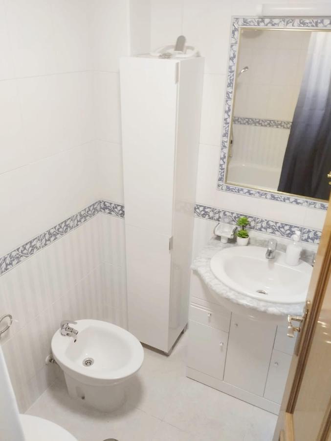 Torrevieja 2 Bedroom Holiday Apartment Dış mekan fotoğraf