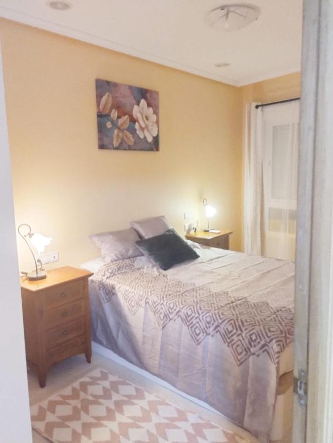 Torrevieja 2 Bedroom Holiday Apartment Dış mekan fotoğraf